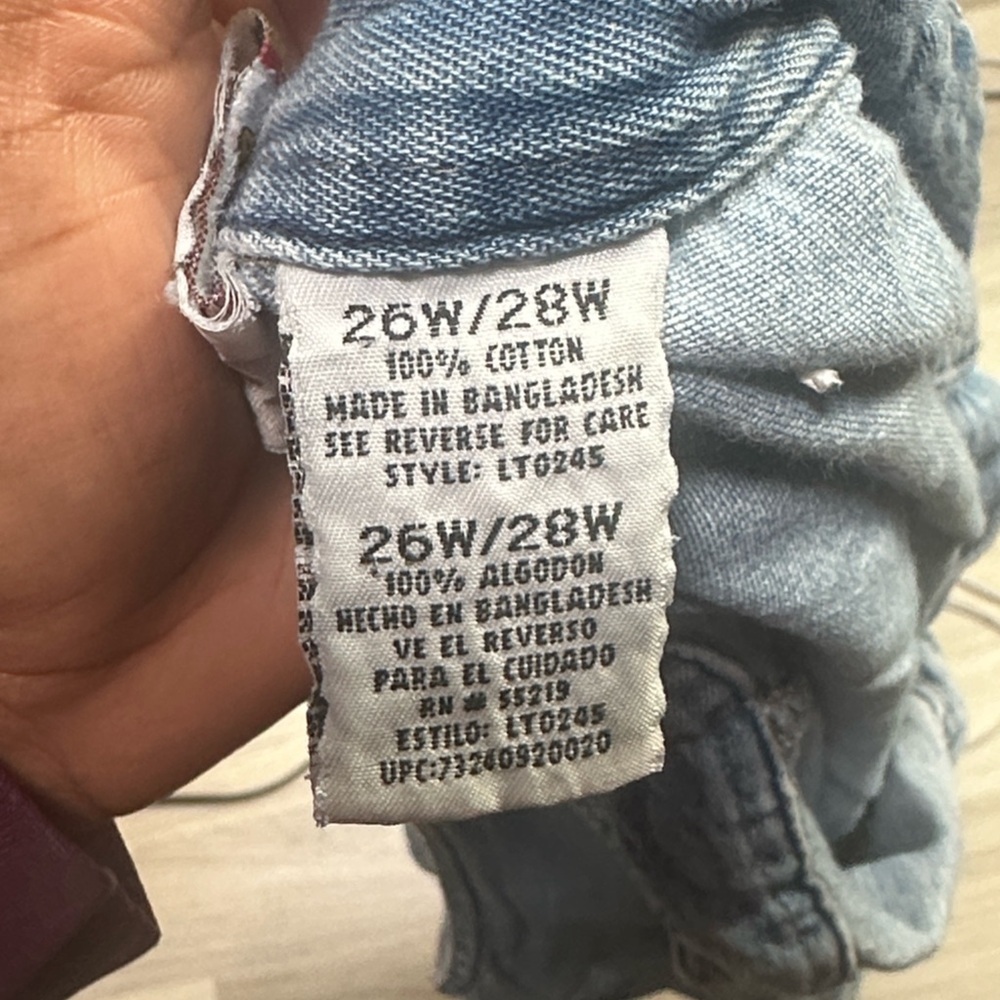 Warner Bros. Looney Tunes Women's Vintage Denim Jean Vest
26W/28W NC0307 - Picture 5 of 8